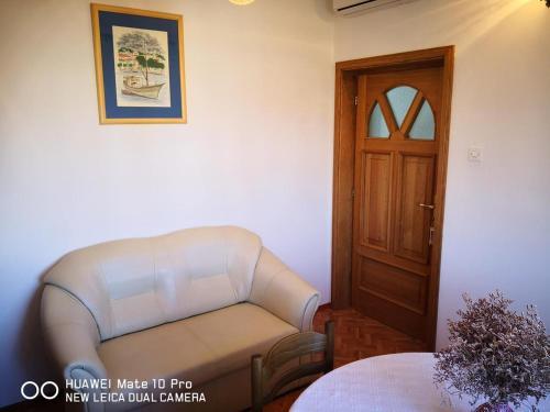 Apartments With A Parking Space Seget Vranjica, Trogir - 14212