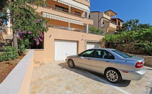 Apartment In Vila Mia