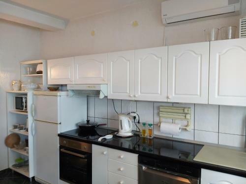 Beautiful Apartment Duska On The Beach