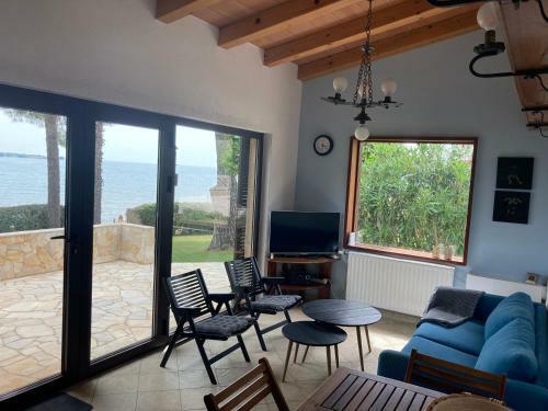 Karigador Beach House