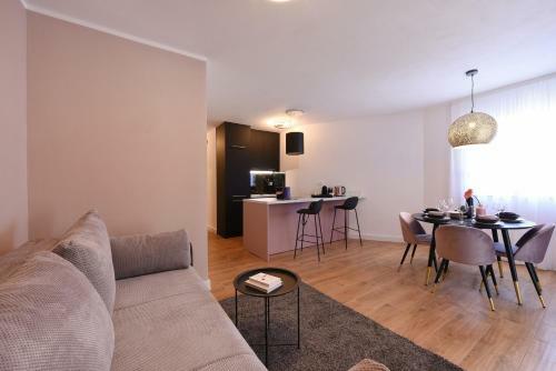 Malako Family Apartments