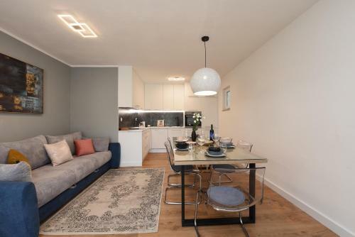 Malako Family Apartments