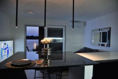 Beach Apartment Deluxe-paklenica