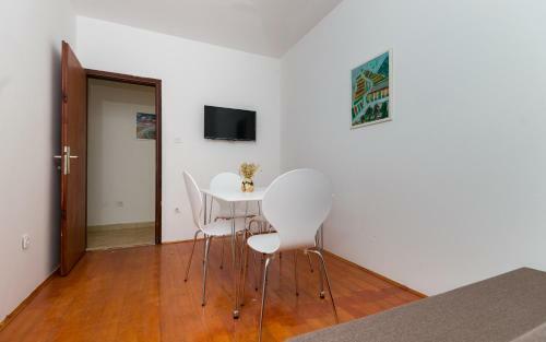 Apartments Azzurro