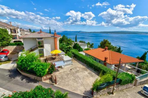 Apartmani Azur