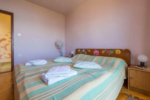 Apartment In Dramalj 39453