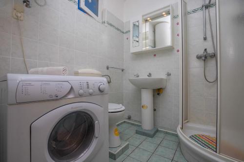 Apartment In Dramalj 41384