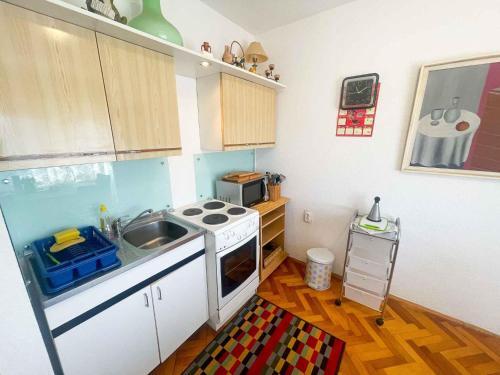 Apartment In Dramalj 42060