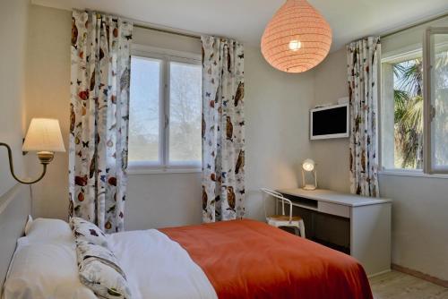 Hotel H�tel Les Bains De Secours