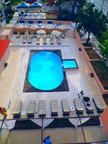 Golden Beach Hotel
