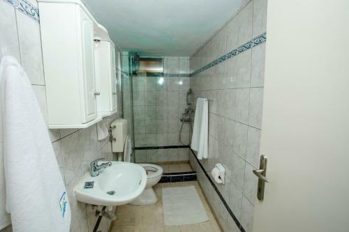 Maik Apartments