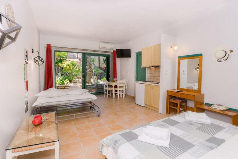 Aparthotel Rouda Bay Beach Hotel