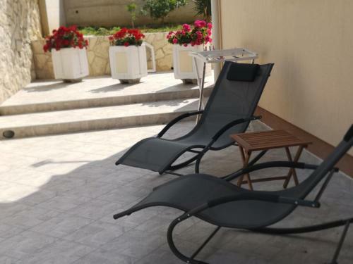 Apartmani "sandro" Gonar