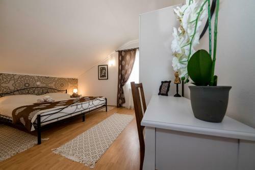 Apartmani Godini?