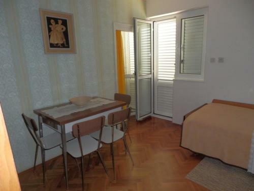 Apartments Mirjana