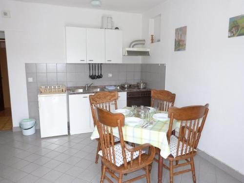 Apartments With A Parking Space Palit, Rab - 14996