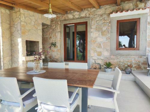 Villa Stone Hause Noa