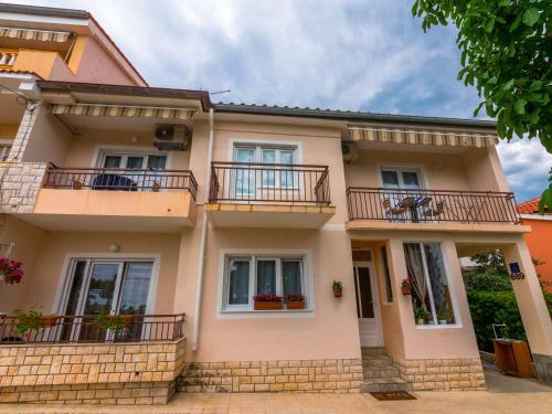 Apartamento 689 Banjol