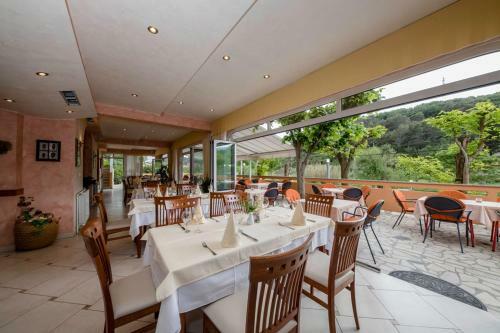 Apartments Dionis