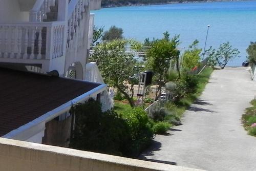 Apartments By The Sea Kampor, Rab - 18268