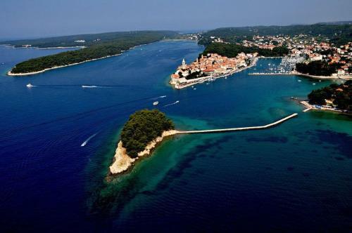 Happy Island Rab Apartments