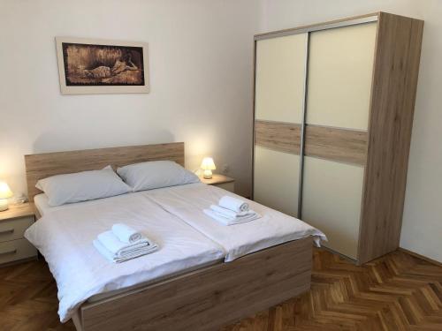 Apartments Mikelic