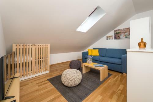 Apartments Kapo