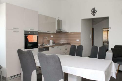 Radic Apartments