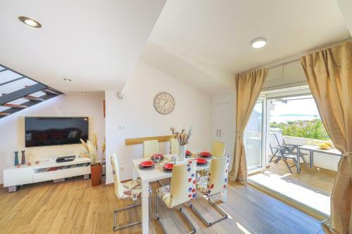 Apartamentos Perla Castellana