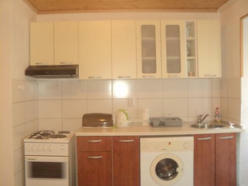 Studio Apartman Ka?tel Kambelovac