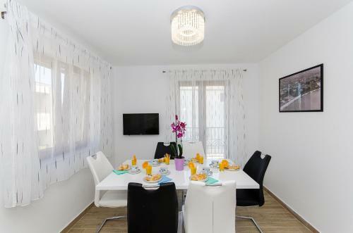 Apartments Keli