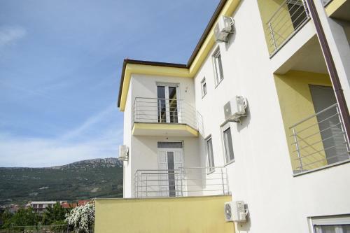 Apartments Villa Ornamenta