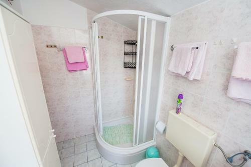 Hostal Apartmani Ratka