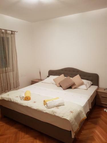 Hostal Apartment Lava