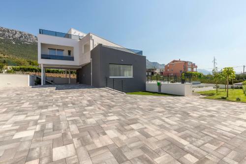 Luxurious Villa Meri