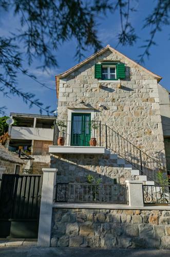 Villa Bante - Luxury Stone House