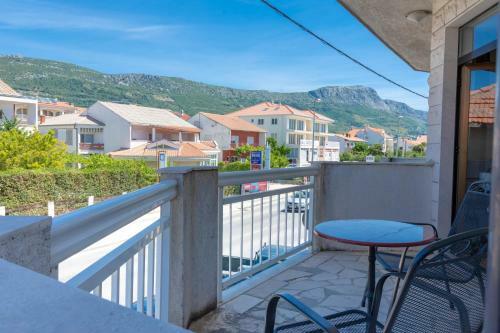 Apartmani West