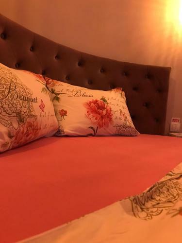 Sweet Pink By Miro Apartment