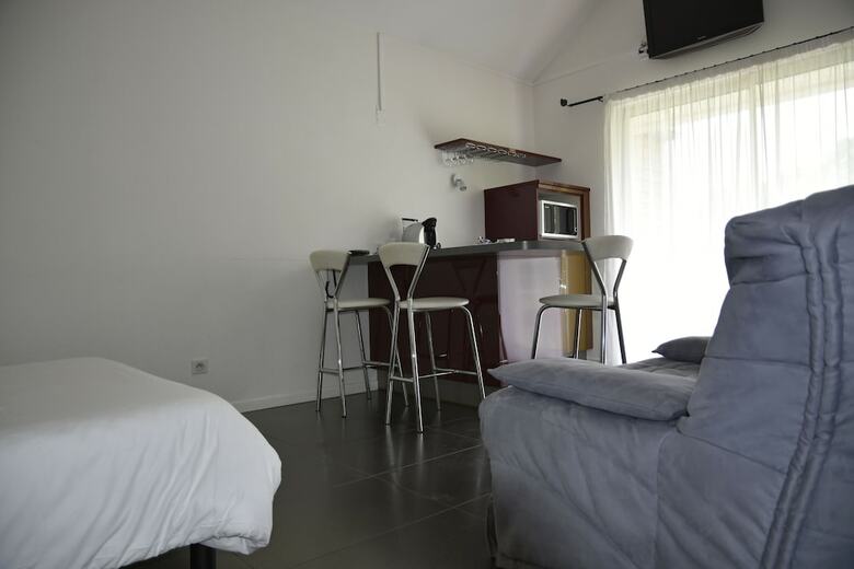 Hotel San-val' Eau