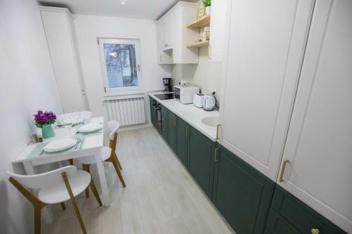 Ego Deluxe Apartment - Central Location