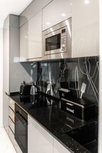 Luxury 1br Apartment
