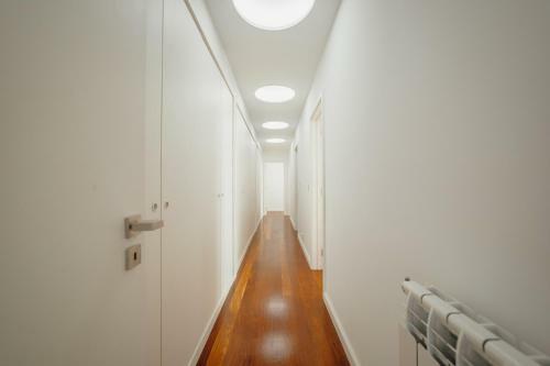 Apartamento Grand & Modern With Sea View By Homing