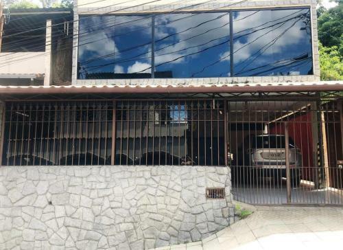Apartamento Casa Agrad�vel Com Garagem E 15 Minutos Do Centro