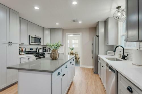 @ Marbella Lane - 3br Remote Work Laundry + P