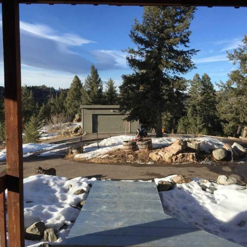 Spectacular Mountain Top Property
