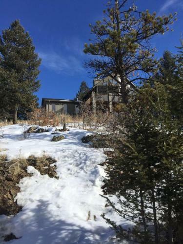 Spectacular Mountain Top Property