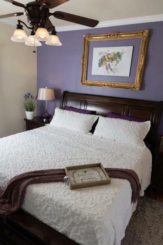 Honey Bee Manor In Monte Vista
