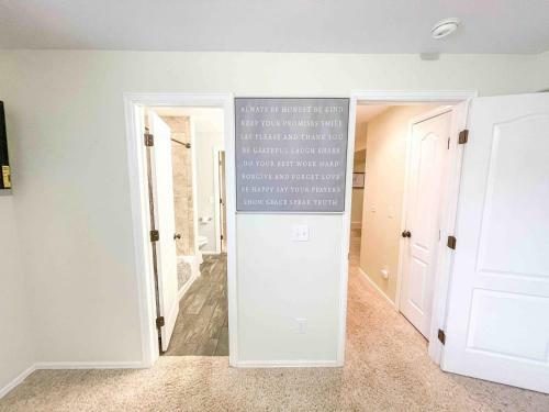 Villa 2 Master Suites! Pet Friendly With Mtn Views