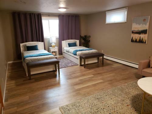 Hostal Benson Gardens Guest Suite-pet Friendly
