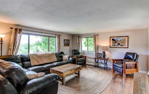 Hidden Valley Retreat With Foothill Views And A Large Yard